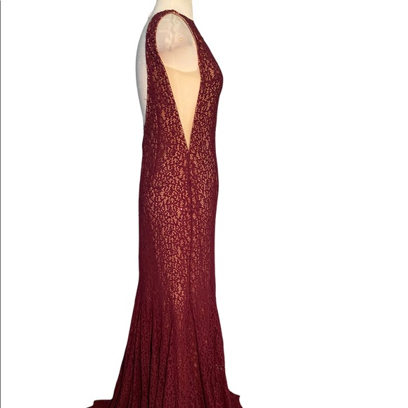 Jovani Burgundy lace dress sz- 8 - Picture 5 of 6